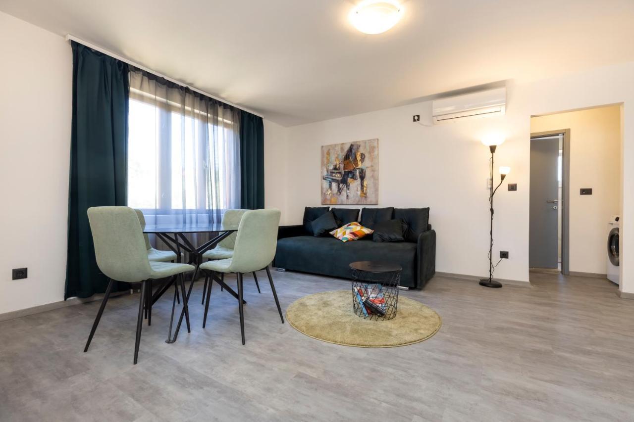 Providenca Accommodation Mali Losinj Ngoại thất bức ảnh