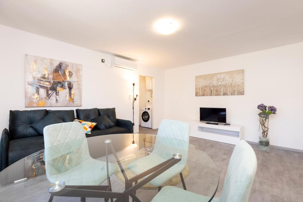 Providenca Accommodation Mali Losinj Ngoại thất bức ảnh